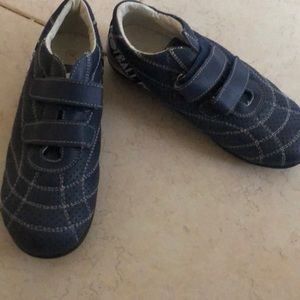 NWOT genuine leather boys shoes